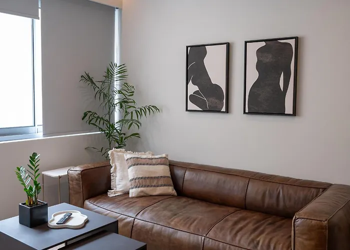 Olivia Flat 1 * Kalamata